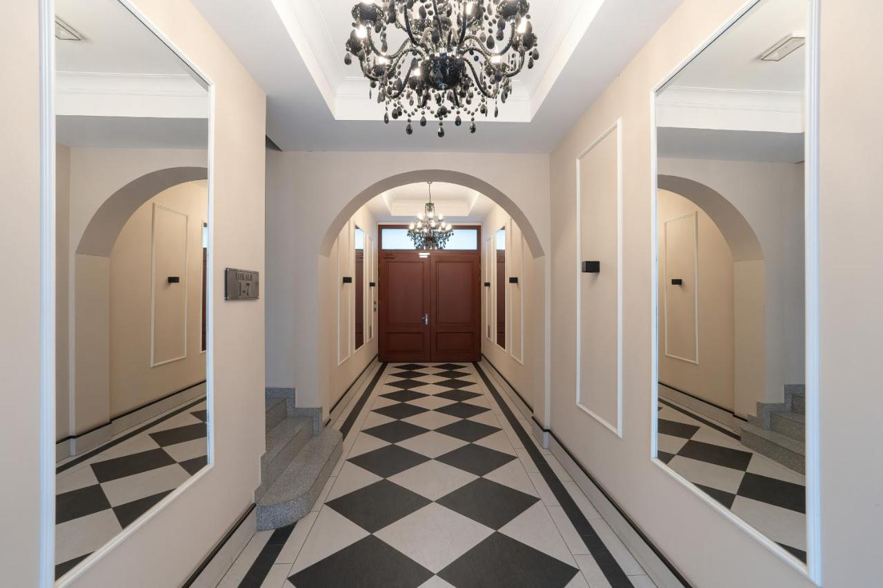 Komeda Apartment Hidden In Poznan Old Town By Noclegi Renters Bagian luar foto