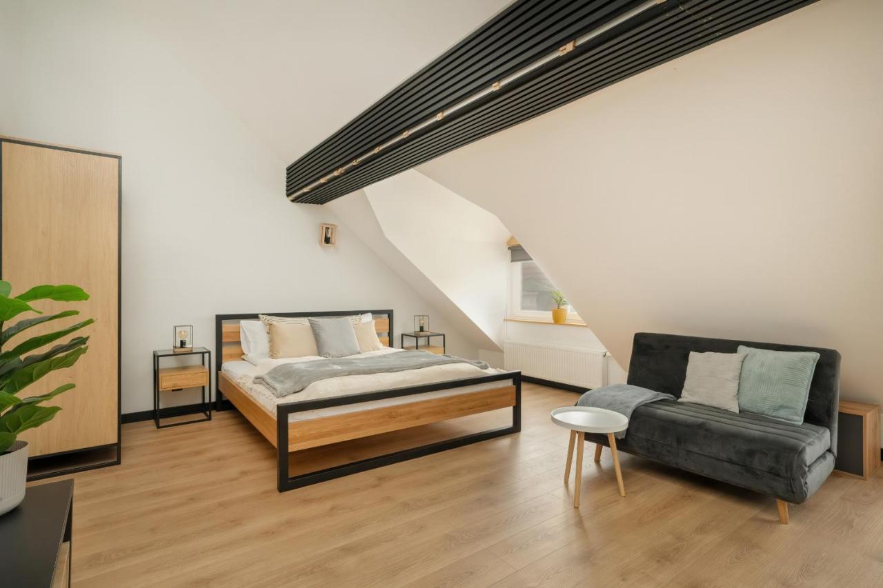 Komeda Apartment Hidden In Poznan Old Town By Noclegi Renters Bagian luar foto