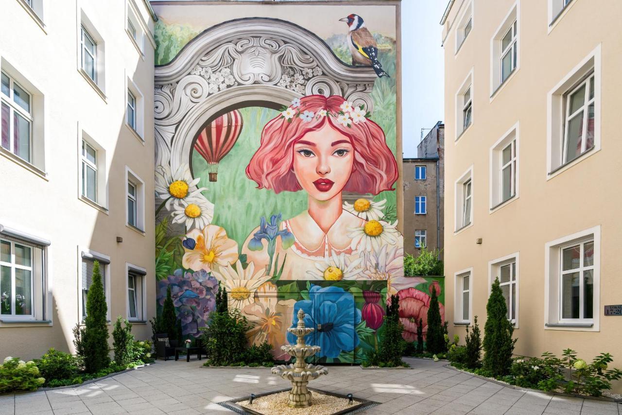 Komeda Apartment Hidden In Poznan Old Town By Noclegi Renters Bagian luar foto