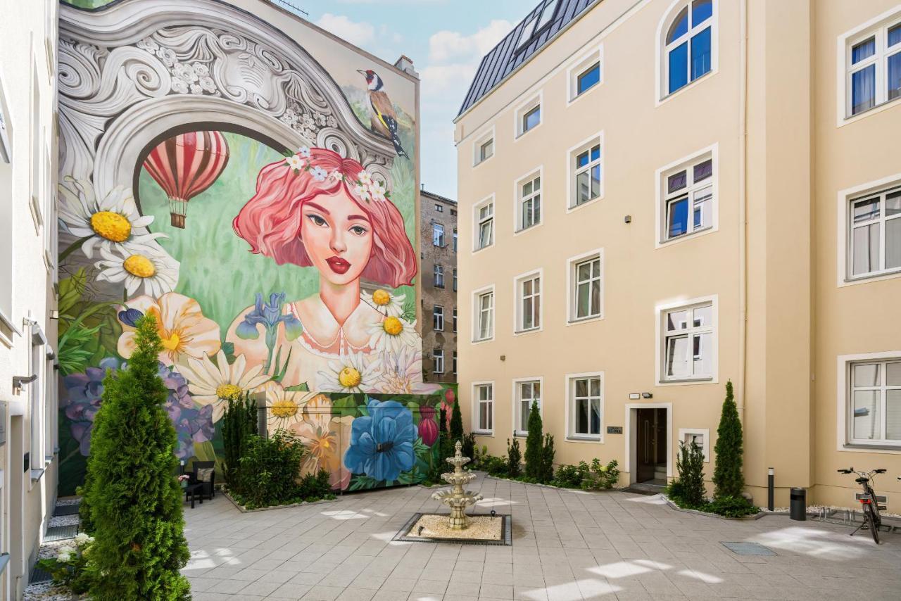Komeda Apartment Hidden In Poznan Old Town By Noclegi Renters Bagian luar foto